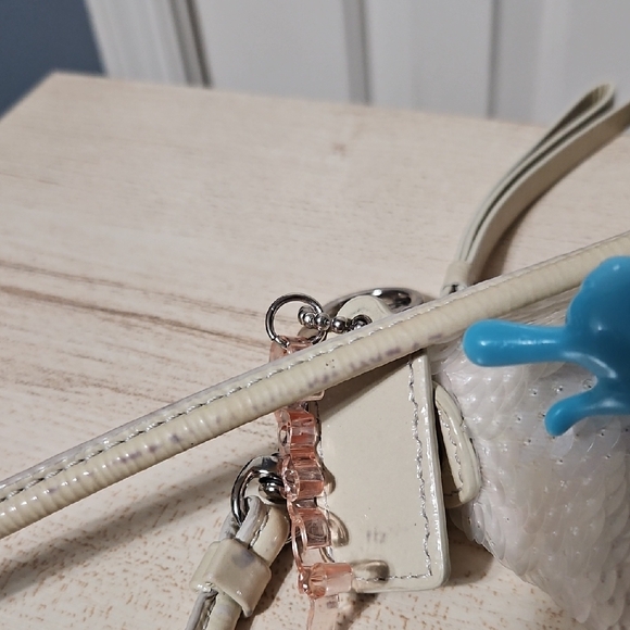 Coach EUC Poppy Silver Sequin Crossbody - Picture 12 of 12